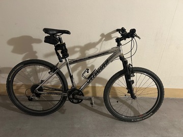 vendo: Vendo moto Mountain Bike Specialized