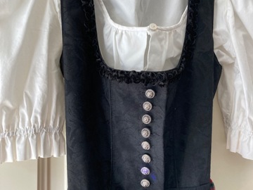 verkaufe: Hübsches Sommer-Dirnl mit Bluse Gr. 38