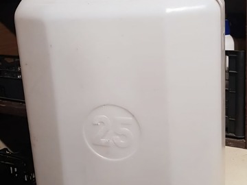 vendo: Verschiedene Kanister