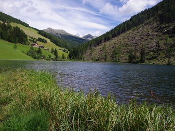biete: Wandern mit netten Menschen